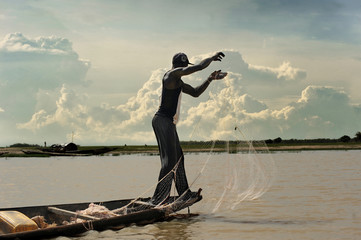 Pescando en el río Niger