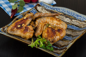Roasted chicken wings