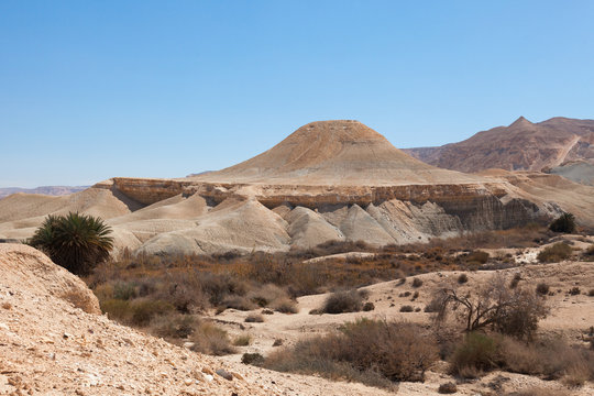 The hill in the form of a flying saucer in the Negev desert
