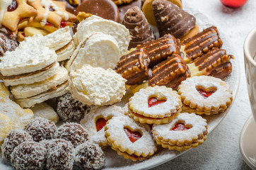 Christmas cookies and fresh tea
