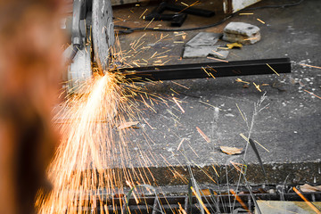 Machines for metal cutting