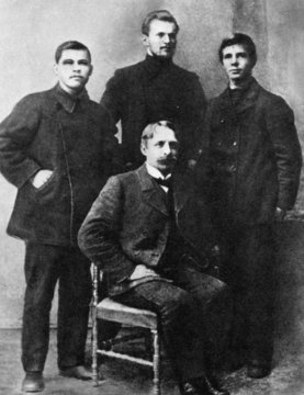 Alexander Kuchin, Russian Arctic explorer (first from right)