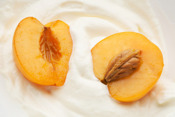 apricots in yogurt