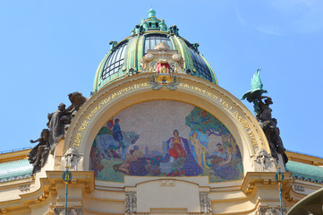 Maison du peuple &agrave; Prague