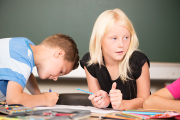 Kinder in der Grundschule