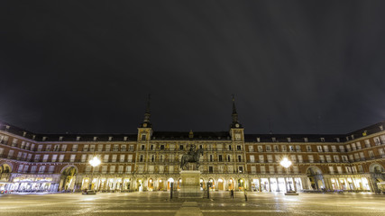 Fototapeta na wymiar Plaza Mayor de Madrid