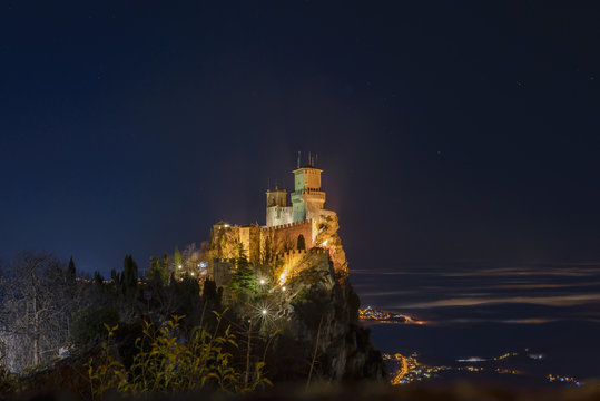 san marino by night