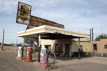 Photo sur Aluminium Route 66 Ancienne station de pompage sur la route 66