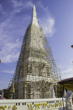 Wat Phra That Tha Uthen Nakhon Phanom