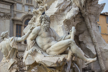Fontana dei Quattro Fiumi (Vierströmebrunnen) Roma