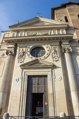 Fototapeta na wymiar San Nicola in Carcere a Roma