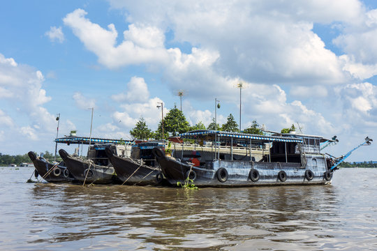 Leben auf dem  Mekong