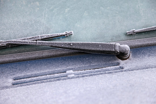 parabrisas de coche congelado en invierno 7276-f14