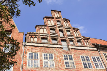Treppengiebel einer historischen Fassade in Lüneburg
