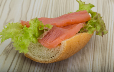 Salmon sandwich