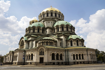 Fototapeta premium The St. Alexander Nevsky Cathedral is a Bulgarian Orthodox cathedral in Sofia, the capital of Bulgaria.