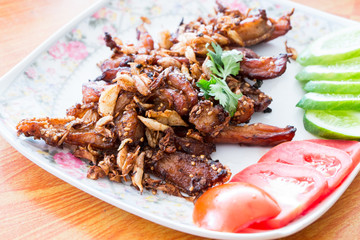 fried pork with garlic and pepper