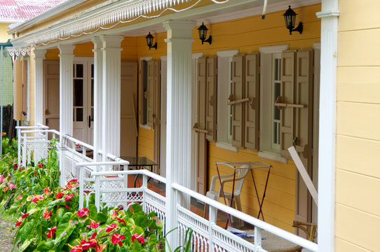 La R&eacute;union - Cases &agrave; Hell-Bourg