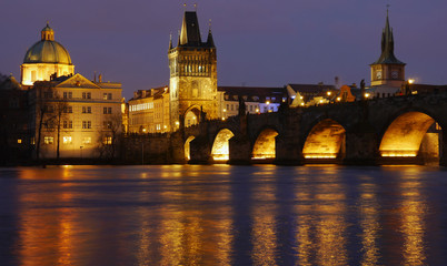 Fototapeta na wymiar Charles Bridge and Prague Tower lighting at night
