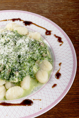 Gnocchi with spinach