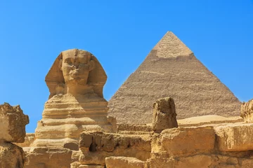 Fotobehang Piramides van het plateau van Gizeh. Caïro, Egypte © SCStock