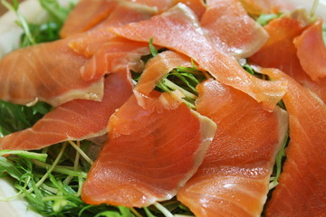 サーモンサラダ