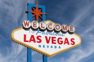 Poster Las Vegas-bord met hoge wolken © trekandphoto