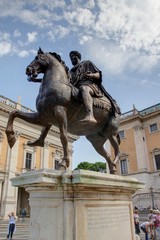 Obraz premium statue à rome