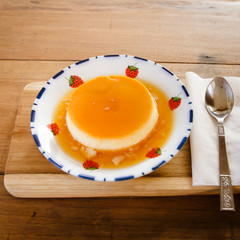 custard topping with caramel sauce