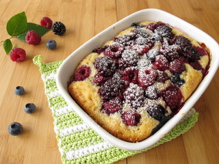 Rührkuchen mit Beeren