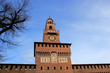 Fototapeta premium Der Turm vom Castello Sforzesco in Mailand in Italien