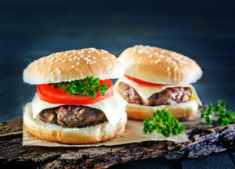 cheeseburgers