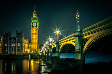 Big Ben et chambres du parlement au crépuscule, Londres, Royaume-Uni