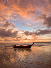 Fototapeta premium Sunset on the beach of Ao Nang