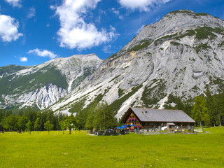 Alm im Karwendel Gebirge