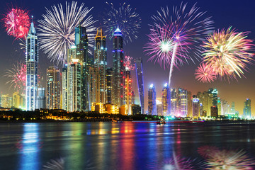 Feu d& 39 artifice du Nouvel An à Dubaï, Émirats Arabes Unis