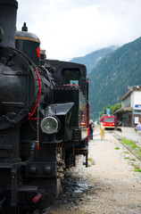 Fototapeta premium Zillertalbahn in den Alpen - Österreich