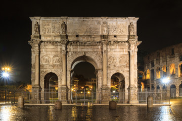 Arch of Constantine at night