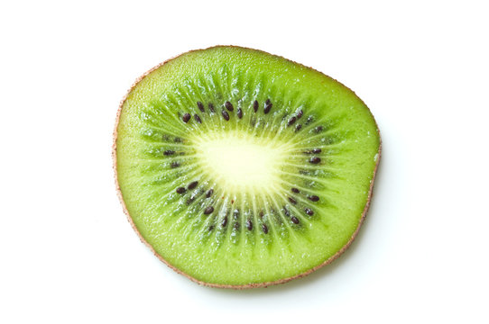 rondelle de Kiwi sur fond blanc