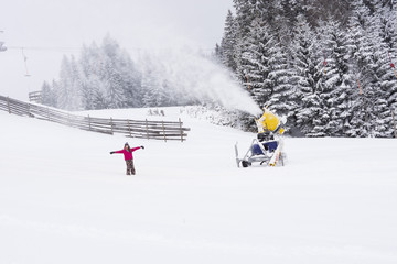 künstliche schnee, schneepiste, ski fahren,winter