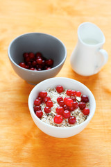 oatmeal with berries in a bowl