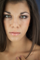 Obraz premium Woman posing for camera - Glamour Portrait