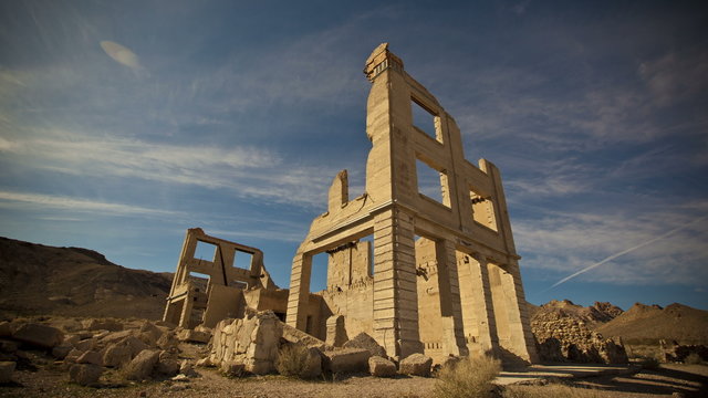 4K Time lapse abandoned building ghost town
