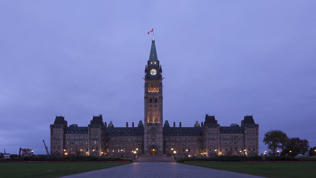 4K Time lapse Parliament Canada twilight