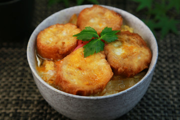 あぶら麩丼