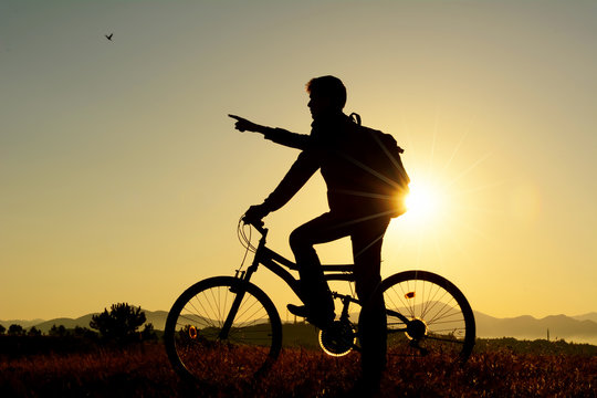 güneş doğa ve bisiklet