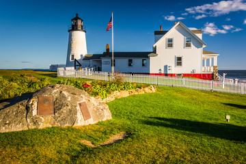 Fototapeta na wymiar Pemaquid Point Lighthouse, in Pemaquid Point, Maine.