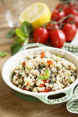 Quinoa, tomatoes and mint salad