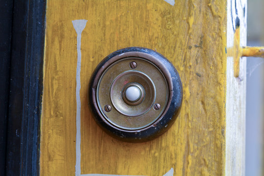 Circular Door Bell