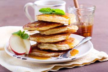 Apple pancakes